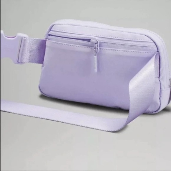 NWT RARE Lavender Fog Everywhere Belt Bag Lululemon - Picture 8 of 12